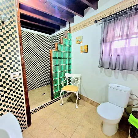 Loros Icod De Vinos Villa *