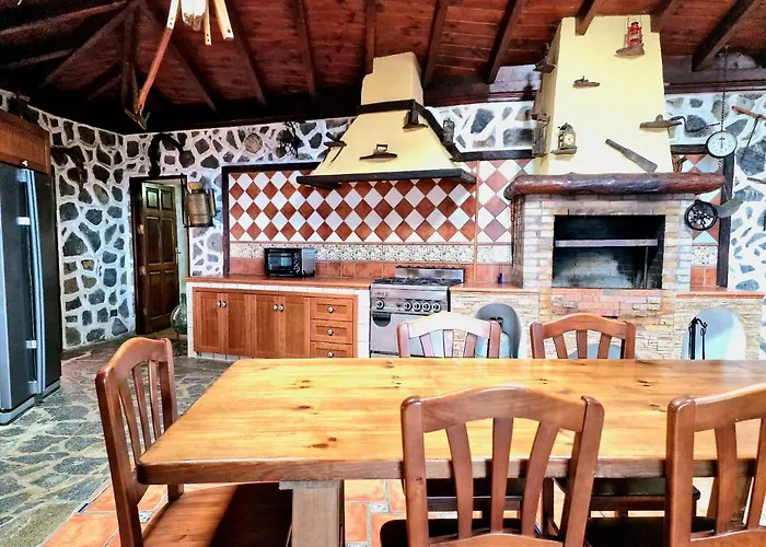 Loros Icod De Vinos By Hrtenerife Net Santa Cruz de Tenerife