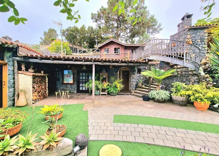 Loros Icod De Vinos By Hrtenerife Net Villa Santa Cruz de Tenerife