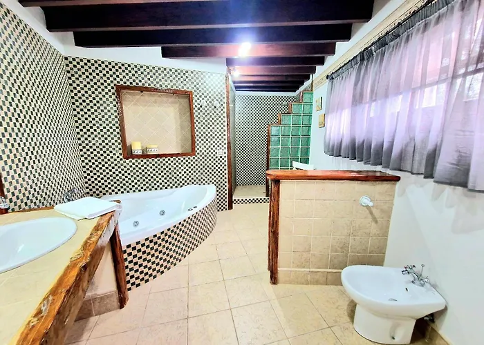 Villa Loros Icod De Vinos By Hrtenerife Net